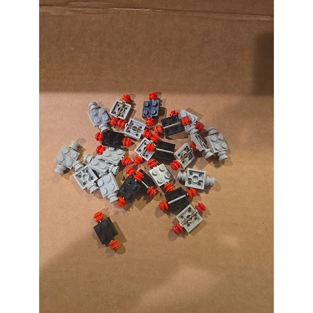 LEGO Lot of Light Gray‎ & Black Technic Axle Pin Connector Pieces Vintage